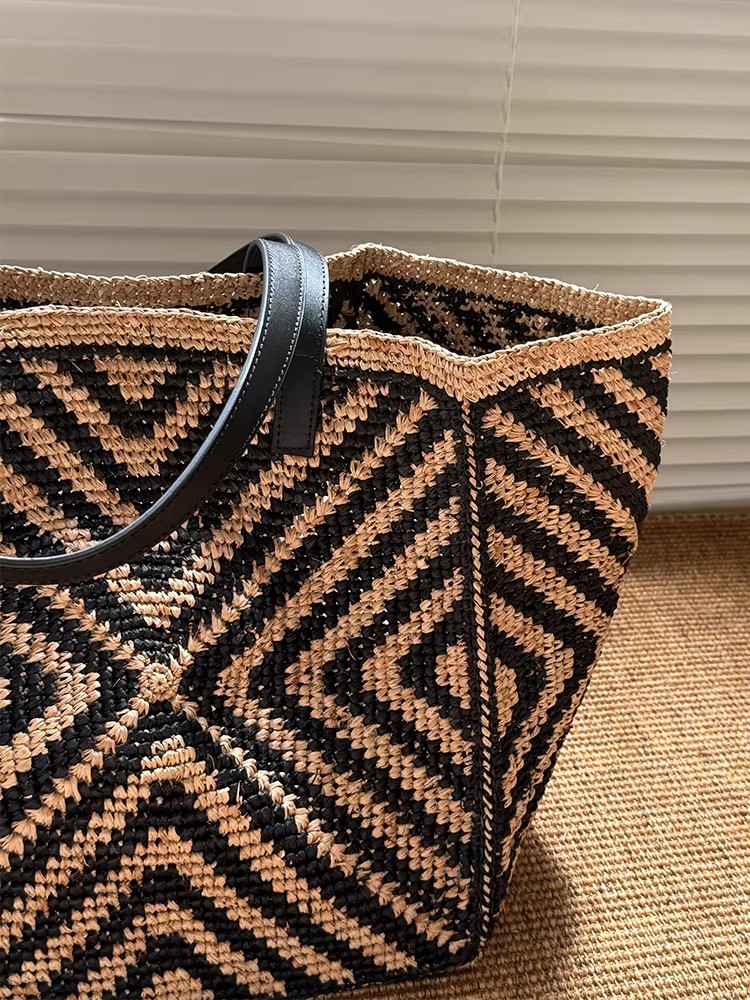 Oversized large Raffia straw t - Women Bags 2026 Trends ulasan dan harga