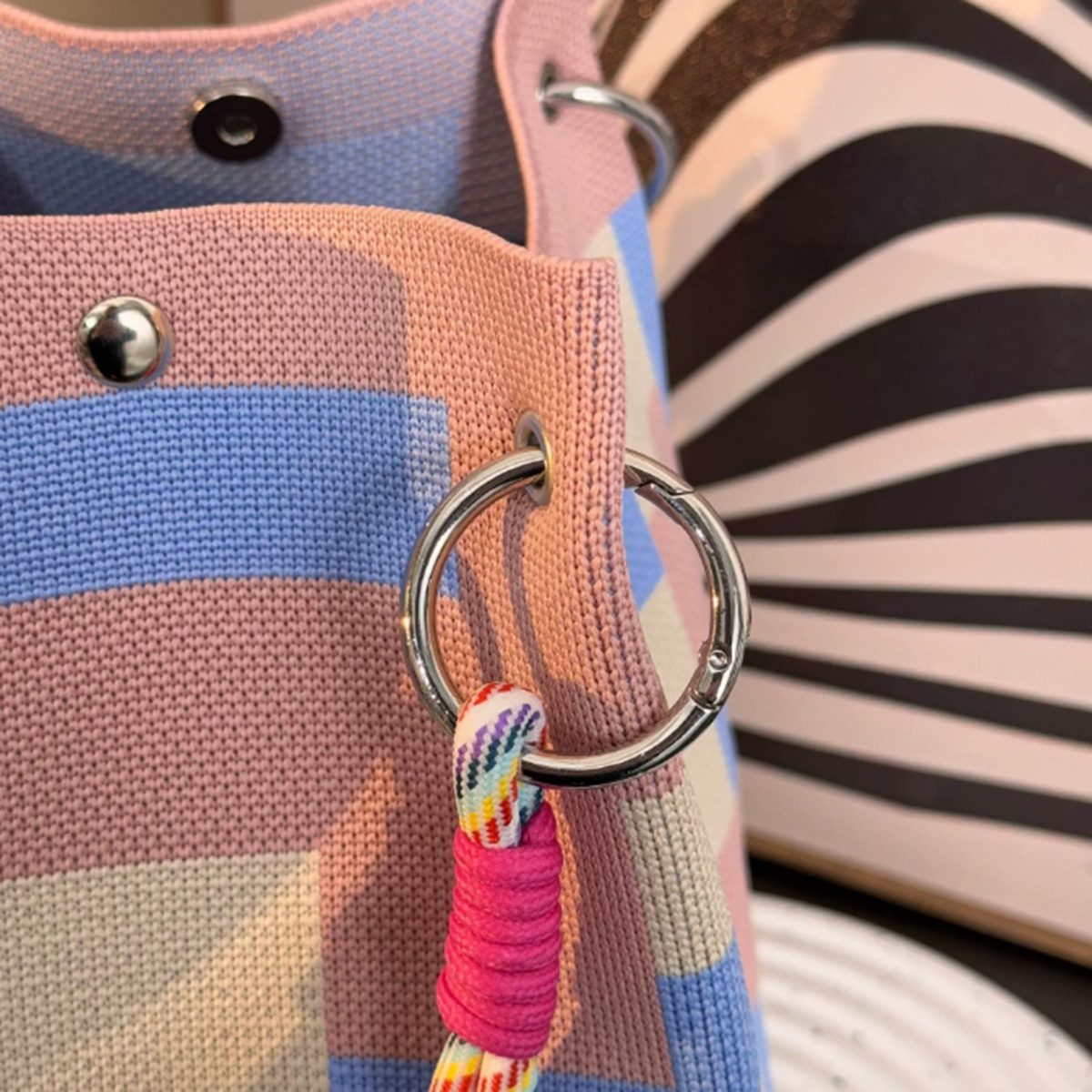 This multi-color knitted retro - Crochet Market Bag ulasan dan harga