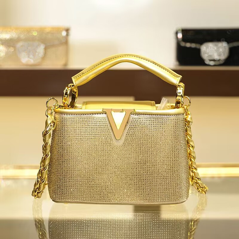 2025 Luxury Diamonds Large Cap - Women Bags Trend 2025 ulasan dan harga