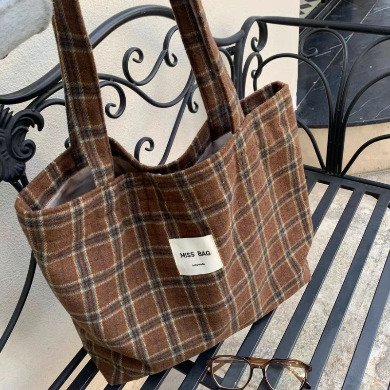Autumn and winter checkered to - Shopper Tote Canvas ulasan dan harga