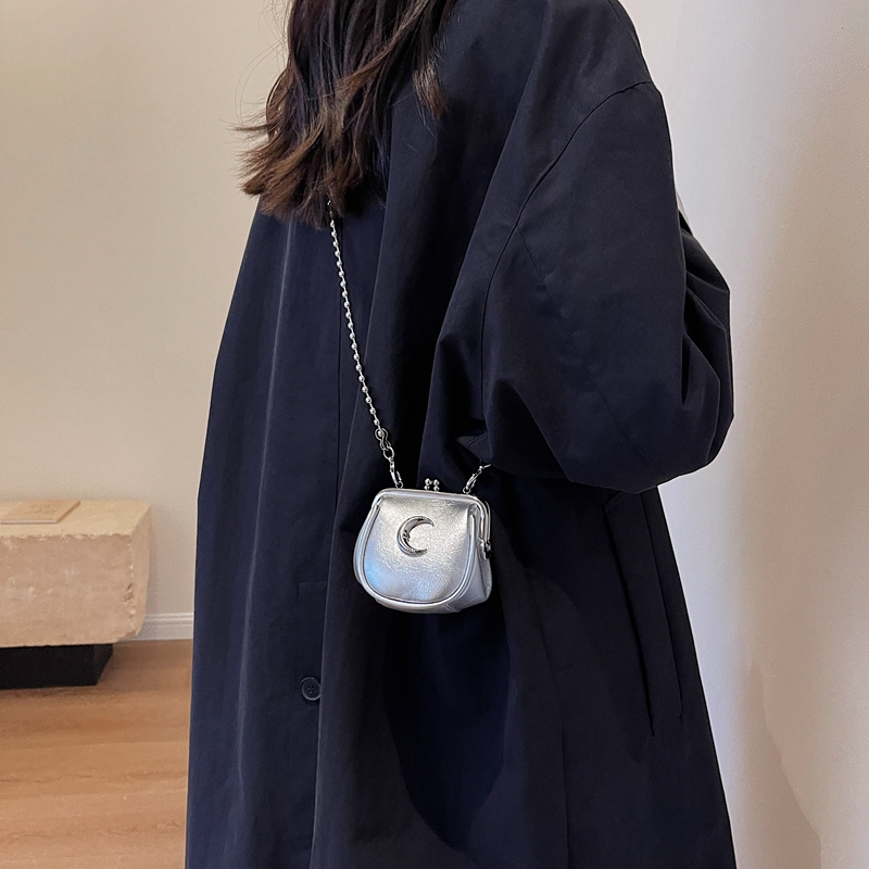 Silver Mini Cute Crossbody Bag - Women Bags Trend 2025 ulasan dan harga